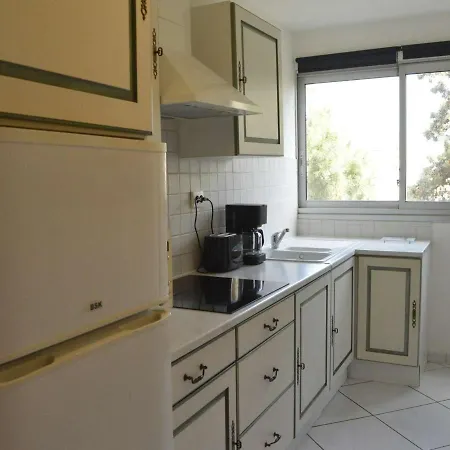 Appartement Cap D'Agde, 1 Piece, 4 Personnes - Fr-1-249-338 * Agde